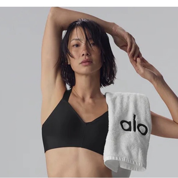 ALO Yoga Other - ALO Yoga airlift strength sports bra